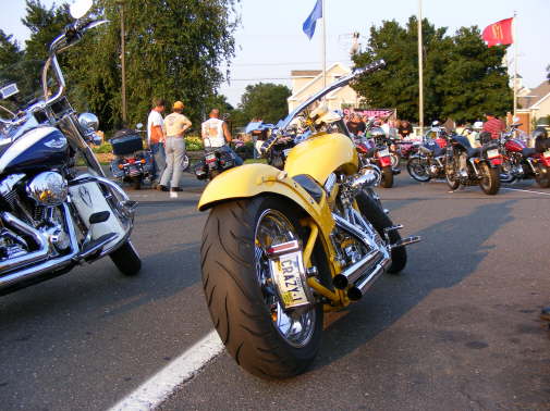 2008_0712BIKENIGHT0010