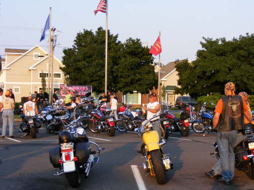 2008_0712BIKENIGHT0015