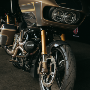Headlight - Black - FLTR